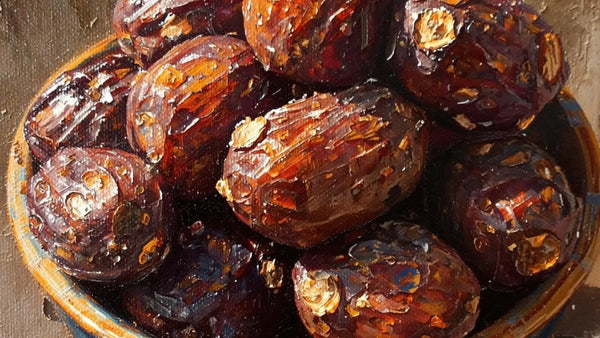 Ajwa dates are not just sweet — they are balanced, soft, and deeply nourishing.